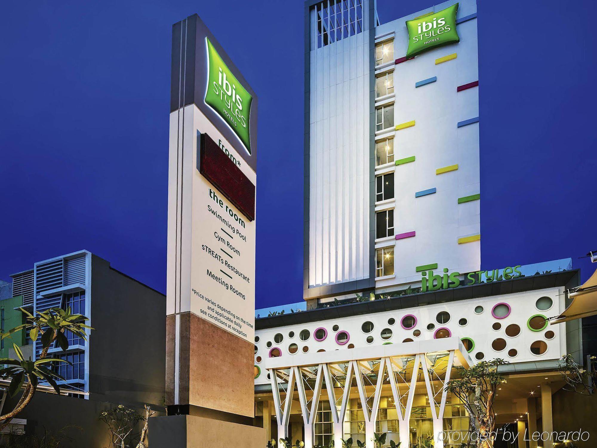 Ibis Styles Malang Hotel Exterior foto