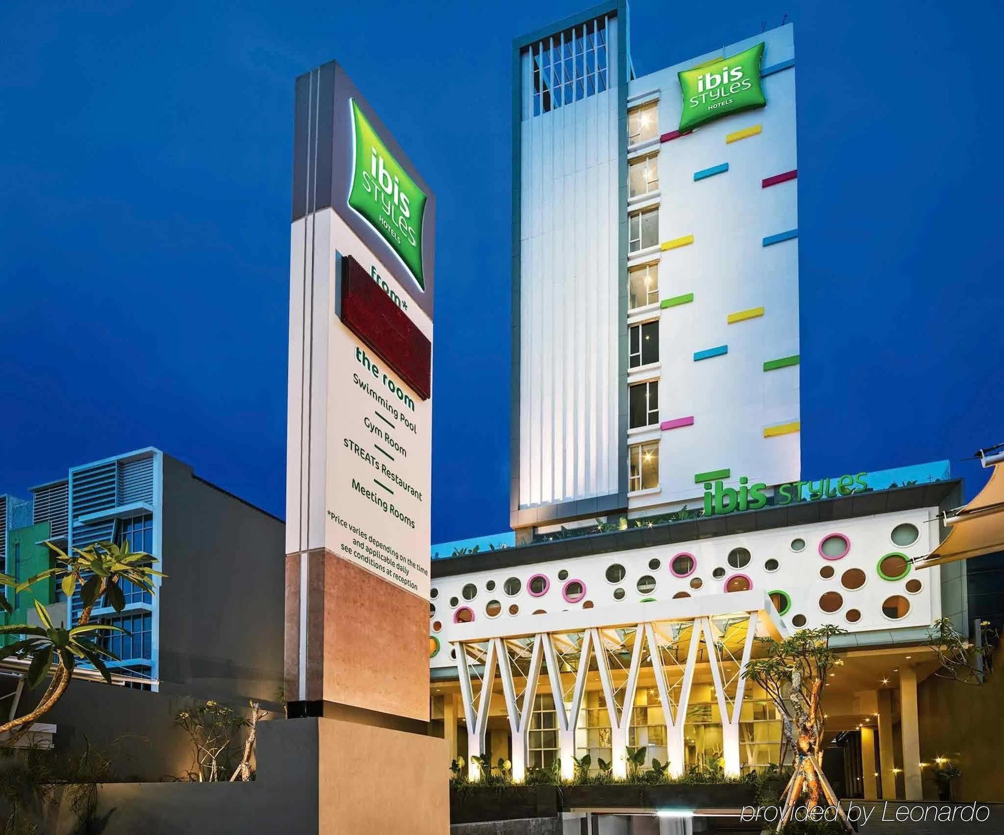 Ibis Styles Malang Hotel Exterior foto